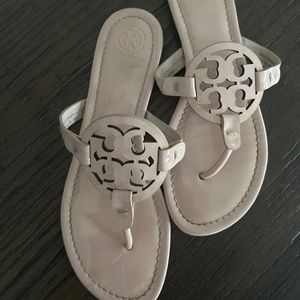 Tory Burch Miller size 8